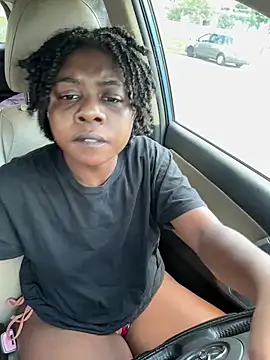 Ebony Queeen online show from 05-17-26, 03:52