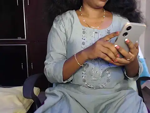 VixenNandhu online show from 03-15-26, 06:14