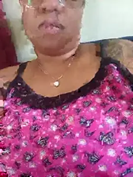 Snapshot of Mineirasafada2026 chatting on 02-23-26, 05:10 Mineirasafada2026 online show from 02-23-26, 05:10