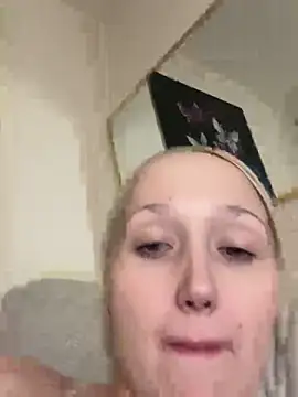 Marilynxo online show from 02-12-26, 06:41