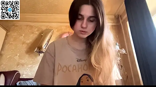 LovelySilk 63 online show from 04-05-26, 08:11