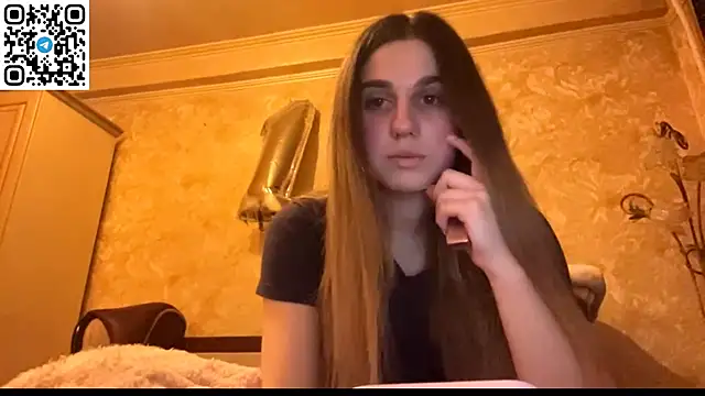 LovelySilk 63 online show from 04-18-26, 07:58