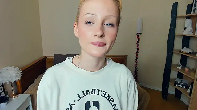 Snapshot of LolaStusse chatting on 03-01-26, 07:54 LolaStusse online show from 03-01-26, 07:54