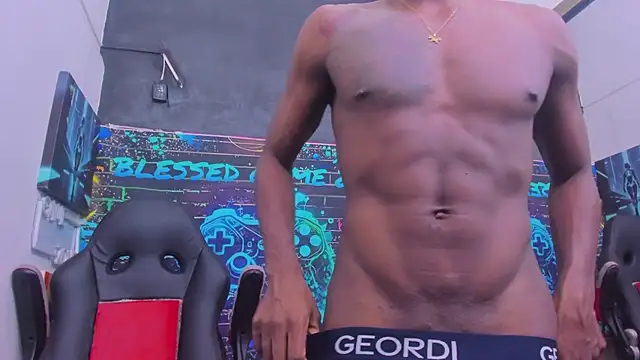 Snapshot of Jeanpieroo26 chatting on 02-14-26, 07:32 Jeanpieroo26 online show from 02-14-26, 07:32