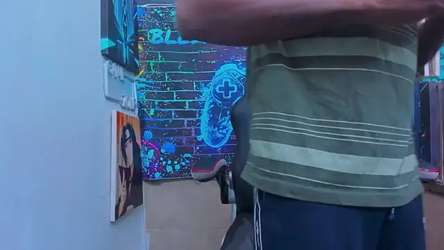 Snapshot of Jeanpieroo26 chatting on 02-16-26, 07:32 Jeanpieroo26 online show from 02-16-26, 07:32