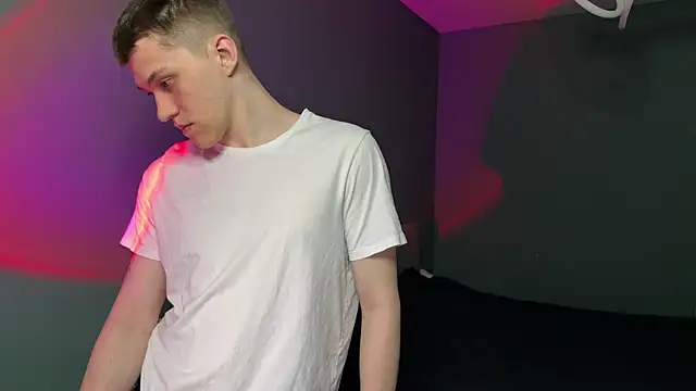 cronck52 online show from 04-10-26, 12:43