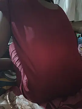 Snapshot of SexyAngel43 chatting on 07-15-26, 04:12 SexyAngel43 online show from 07-15-26, 04:12