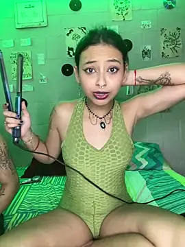 Snapshot of its_hada_ chatting on 04-02-26, 03:59 its hada online show from 04-02-26, 03:59