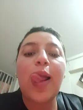 MajoArias online show from 02-14-26, 05:37