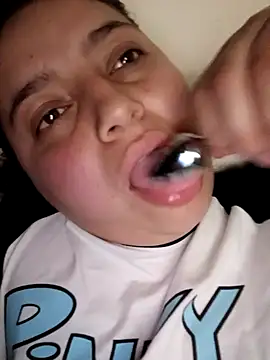 MajoArias online show from 03-02-26, 05:08