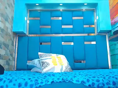 Snapshot of warmNoah chatting on 02-28-26, 07:26 warmNoah online show from 02-28-26, 07:26