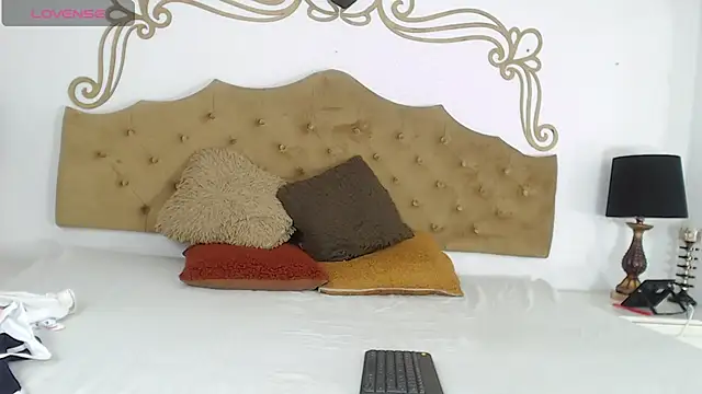 CloeCastillo online show from 02-28-26, 04:02