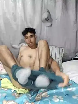 Snapshot of baby_22cm chatting on 07-08-26, 08:24 baby 22cm online show from 07-08-26, 08:24