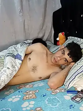 Snapshot of baby_22cm chatting on 07-10-26, 07:23 baby 22cm online show from 07-10-26, 07:23