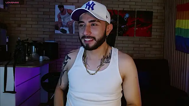 Snapshot of dave_wolf7 chatting on 02-16-26, 03:08 dave wolf7 online show from 02-16-26, 03:08