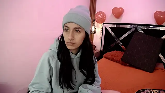 Snapshot of FRANCESCA_LOVE_ chatting on 02-19-26, 12:56 FRANCESCA LOVE online show from 02-19-26, 12:56