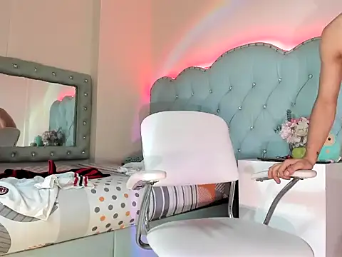 Snapshot of Apolo_Richards chatting on 02-13-26, 07:43 Apolo Richards online show from 02-13-26, 07:43