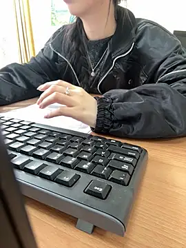 Snapshot of Celeste_SexyY chatting on 03-02-26, 04:47 Celeste SexyY online show from 03-02-26, 04:47