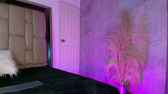 Snapshot of REDS_VELVET chatting on 02-09-26, 03:43 REDS VELVET online show from 02-09-26, 03:43