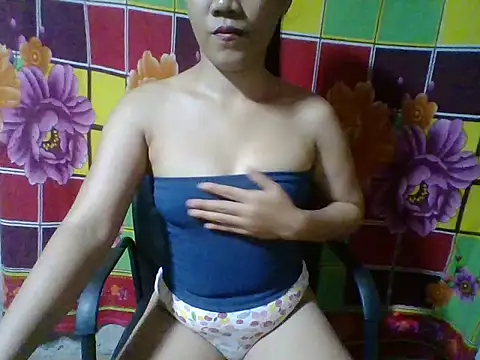 SweetHotBabe18 online show from 05-27-26, 01:57