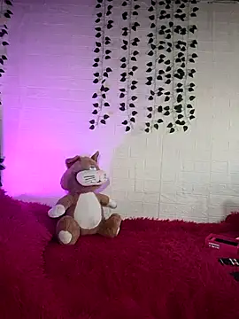 Snapshot of Keyla-moon chatting on 02-20-26, 05:57 Keyla-moon online show from 02-20-26, 05:57