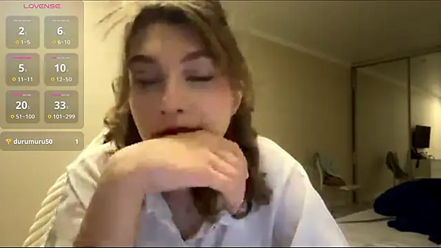 ElliKrovel online show from 02-20-26, 03:23