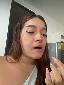 Snapshot of Emily_Harpeer chatting on 02-25-26, 11:31 Emily Harpeer online show from 02-25-26, 11:31