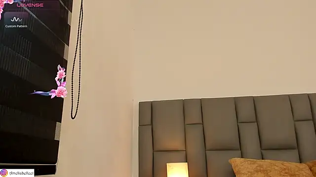 Amelie Belle  online show from 03-26-26, 01:17