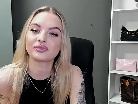 BlankaXCute online show from 02-07-26, 03:27