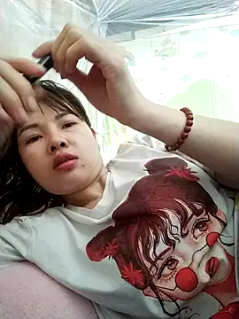 Snapshot of Loyalty-love chatting on 02-14-26, 12:40 Loyalty-love online show from 02-14-26, 12:40