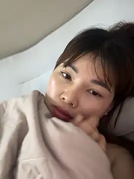 Snapshot of Loyalty-love chatting on 02-28-26, 06:42 Loyalty-love online show from 02-28-26, 06:42