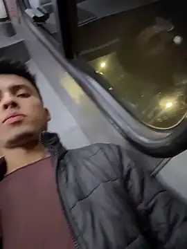 Snapshot of Eros_lee chatting on 02-23-26, 02:42 Eros lee online show from 02-23-26, 02:42