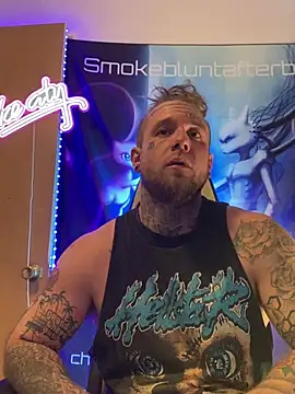 Smokebluntafterblunt online show from 03-28-26, 01:16