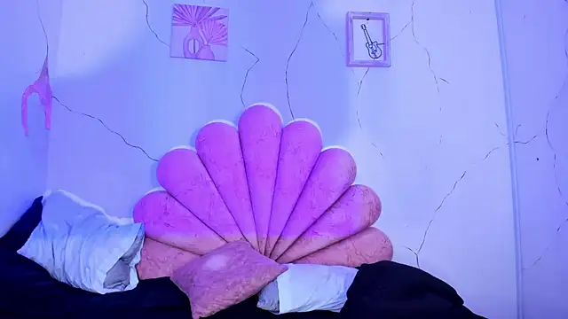 AngelDoll 1 online show from 03-22-26, 11:08