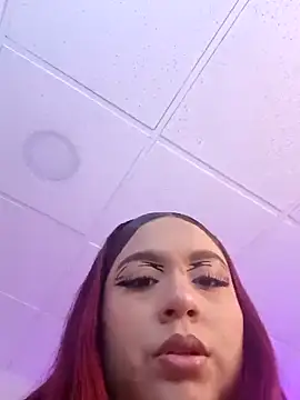 Snapshot of Wen_01 chatting on 03-02-26, 11:39 Wen 01 online show from 03-02-26, 11:39