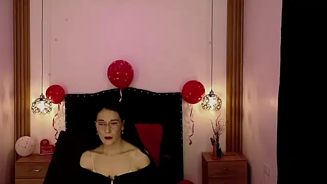 Snapshot of LAKSMI_BLUE chatting on 02-19-26, 12:01 LAKSMI BLUE online show from 02-19-26, 12:01