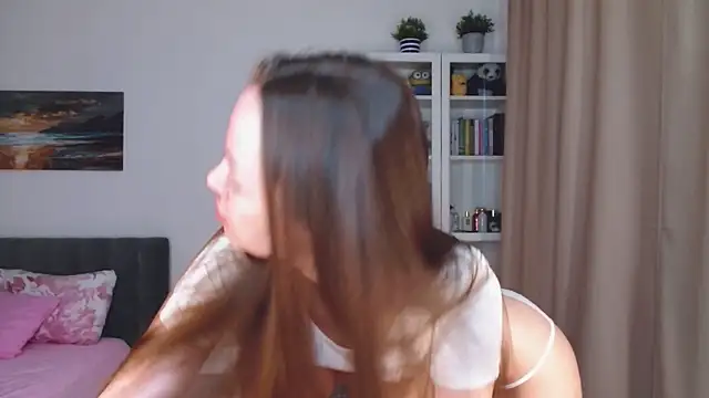 Eva Allen online show from 04-16-26, 03:29