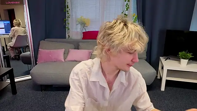 Snapshot of JameMiller chatting on 03-03-26, 07:03 JameMiller online show from 03-03-26, 07:03