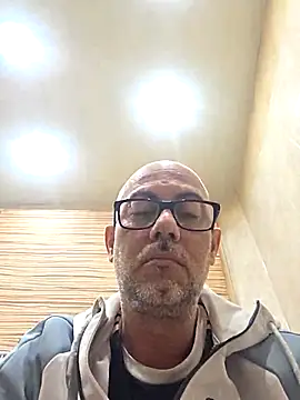 pareja47 online show from 04-06-26, 01:56