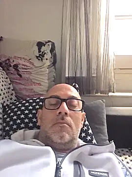 pareja47 online show from 04-07-26, 08:59