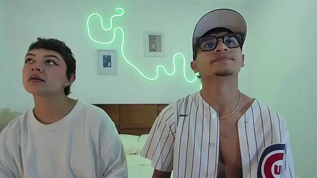 Snapshot of hardcoreheat_ind chatting on 02-10-26, 11:09 hardcoreheat ind online show from 02-10-26, 11:09