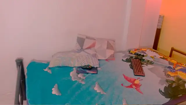 sexiempoderada18 online show from 04-04-26, 02:03