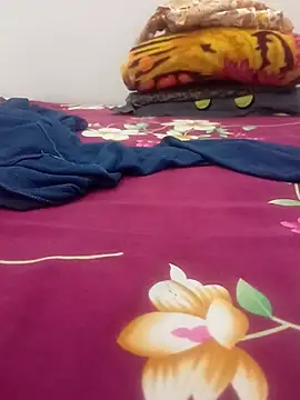 Snapshot of Daddyishere_19 chatting on 02-23-26, 06:05 Daddyishere 19 online show from 02-23-26, 06:05