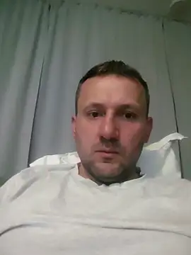 Snapshot of defaktor chatting on 03-20-26, 08:25 defaktor online show from 03-20-26, 08:25