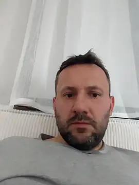 Snapshot of defaktor chatting on 04-30-26, 03:29 defaktor online show from 04-30-26, 03:29