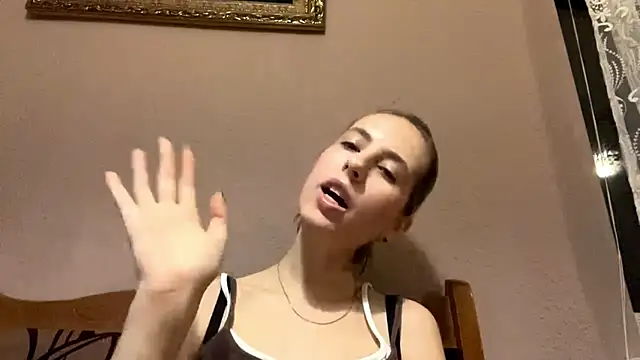 CharmingBlonde online show from 02-12-26, 06:36