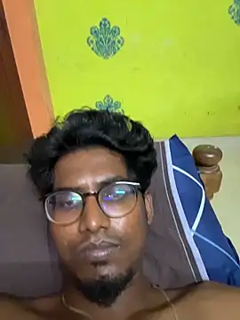 Snapshot of chennai_sexyboy chatting on 02-16-26, 05:09 chennai sexyboy online show from 02-16-26, 05:09