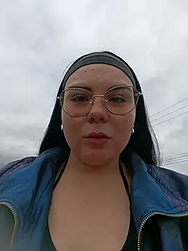 Yulska online show from 05-16-26, 02:05
