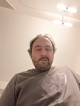 Luluberlu04 online show from 06-04-26, 10:16