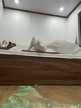 Snapshot of cuty_lusy chatting on 02-24-26, 12:03 cuty lusy online show from 02-24-26, 12:03